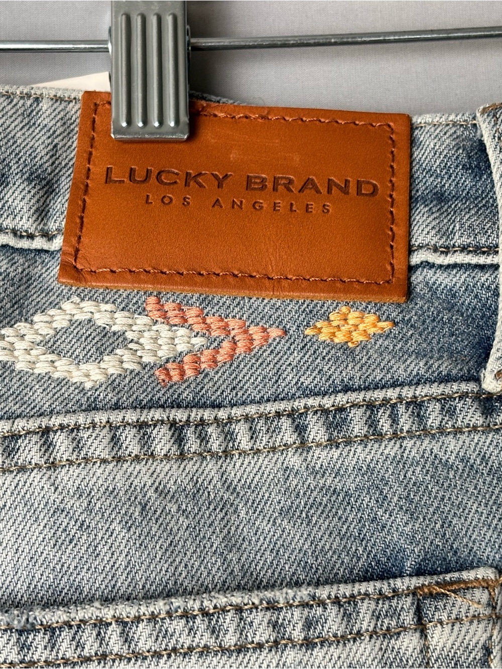 Lucky Brand Women’s Size 14 Light Wash Jeans with Orange Embroidered Navajo Trim - Picture 2 of 13